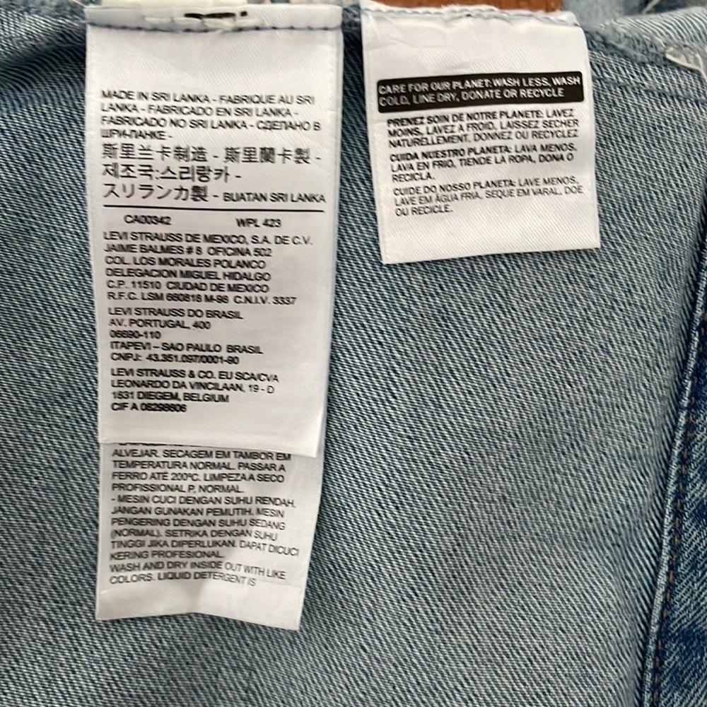 LEVI’S Big E Vintage Trucker Jean Jacket - Picture 11 of 11